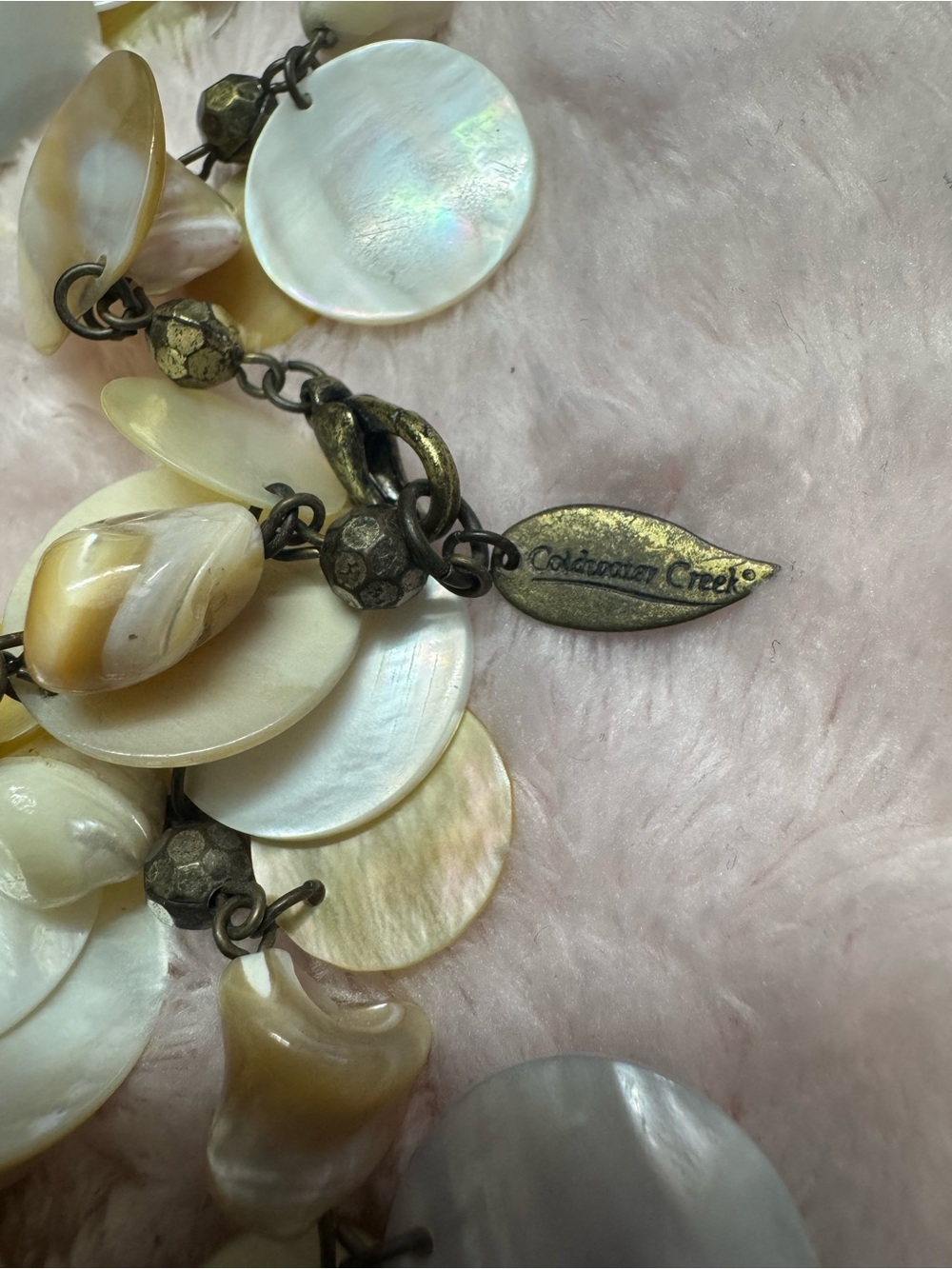 Shell necklace - Picture 3 of 3